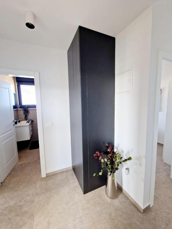 Dinary Penthouse Apartment Vir Zewnętrze zdjęcie