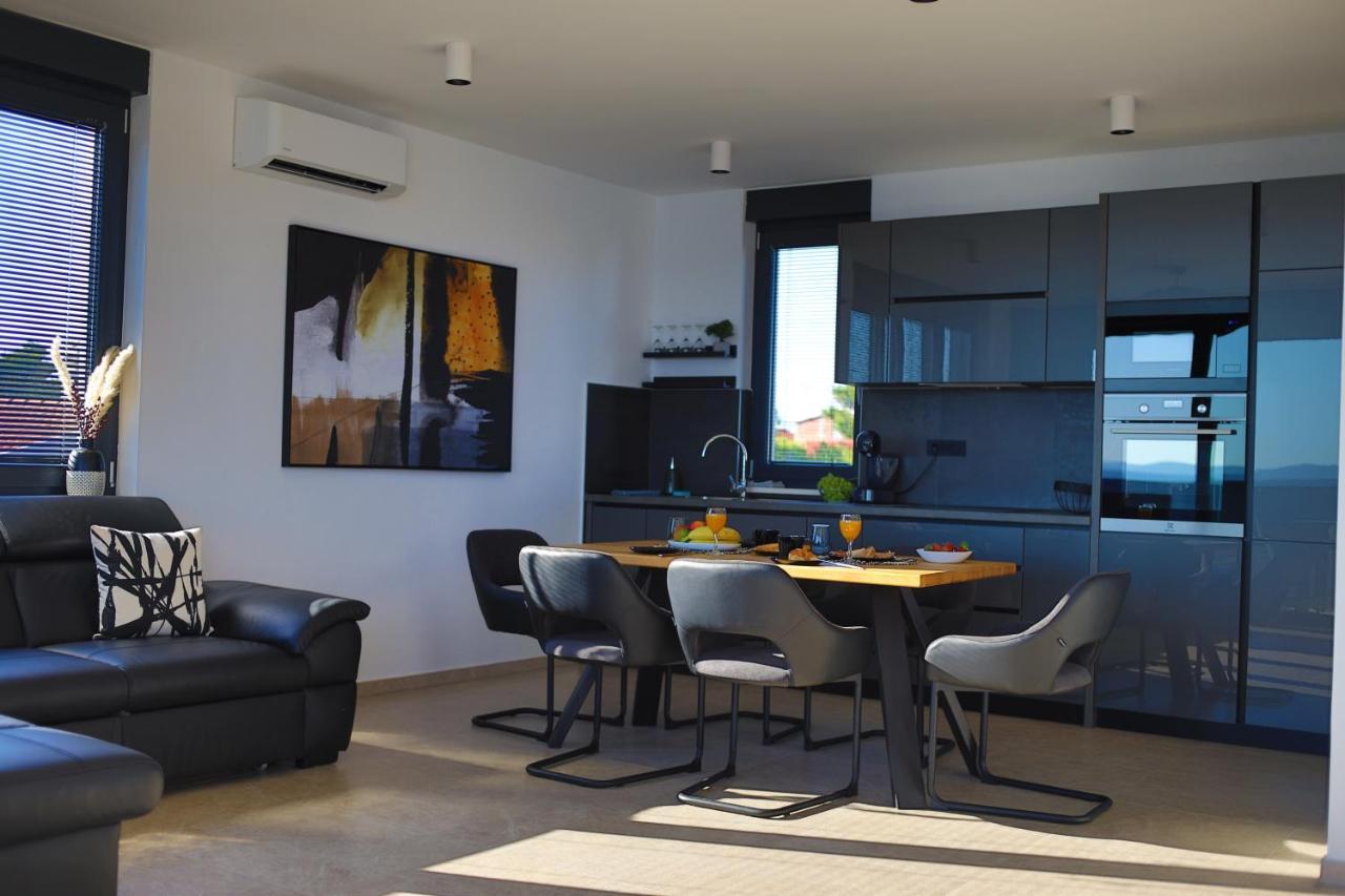 Dinary Penthouse Apartment Vir Zewnętrze zdjęcie